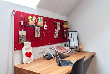1 bed studio, 40-41 High Street, Englefield Green, Egham, TW209DP - Image 4